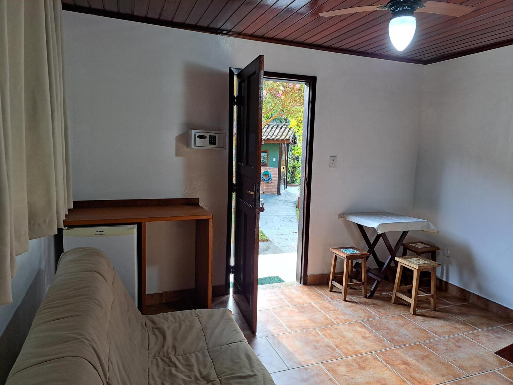 Recanto Das Flores Lofts - Ilha Grande Rj Buitenkant foto